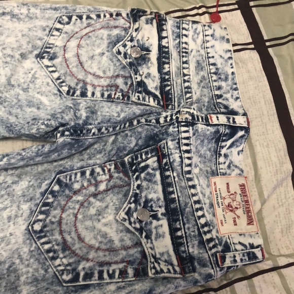 True Religion Jeans, 4 pairs for $300 - Picture 9 of 14